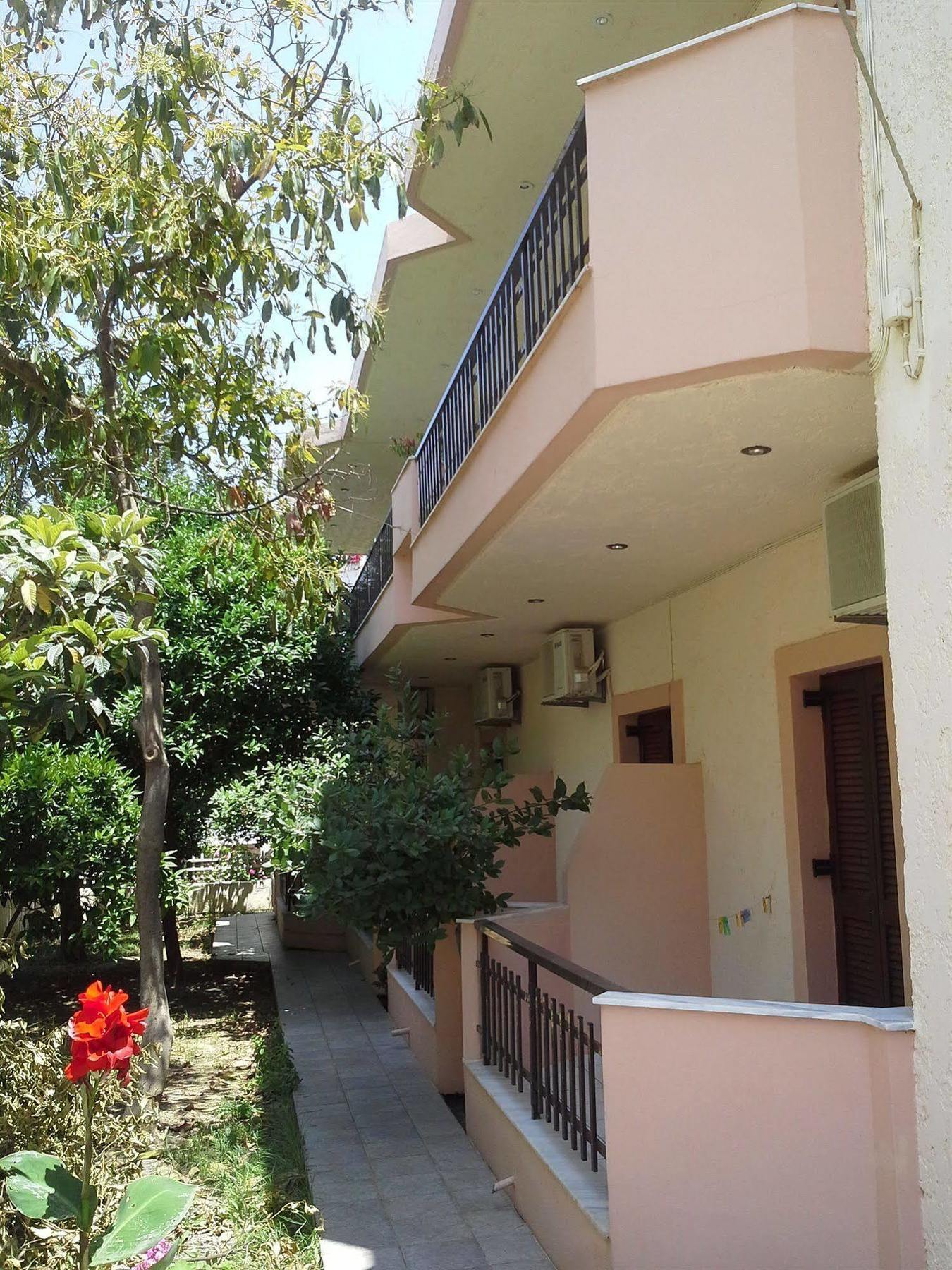 Amaril Apartment Platanes  Exterior photo